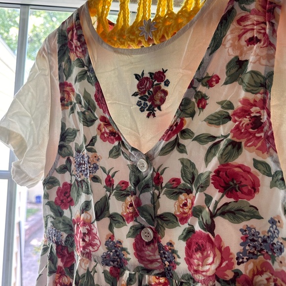 90s Layered Dress - Picture 2 of 5